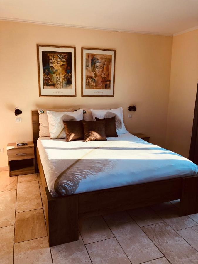 Hotel Justb à Riemst Extérieur photo
