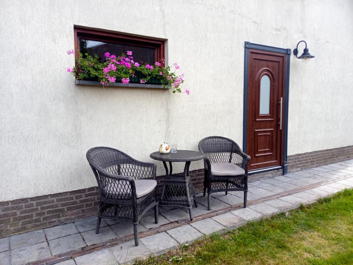 Hotel Justb à Riemst Extérieur photo