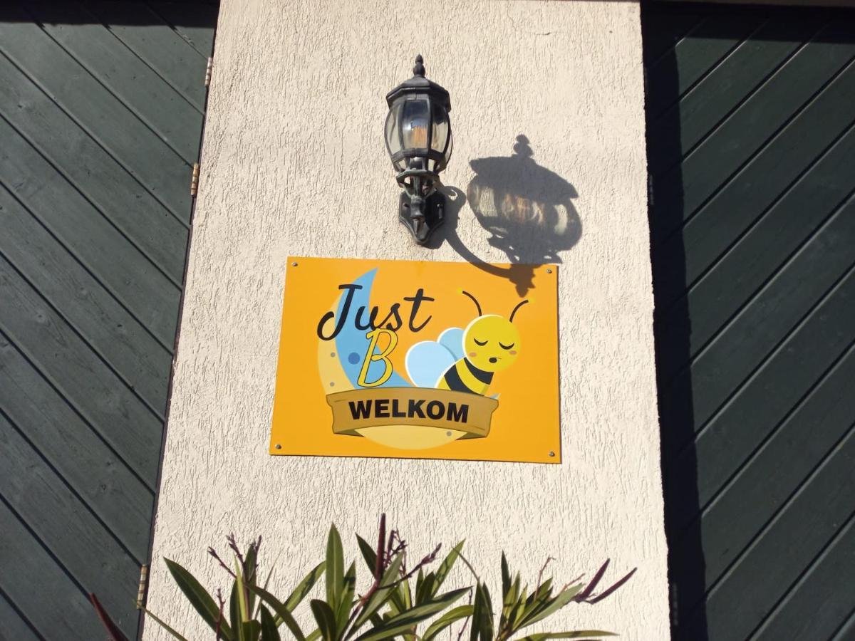 Hotel Justb à Riemst Extérieur photo